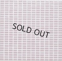 小さいタイル　２０ミリ×９ミリ　マロン色